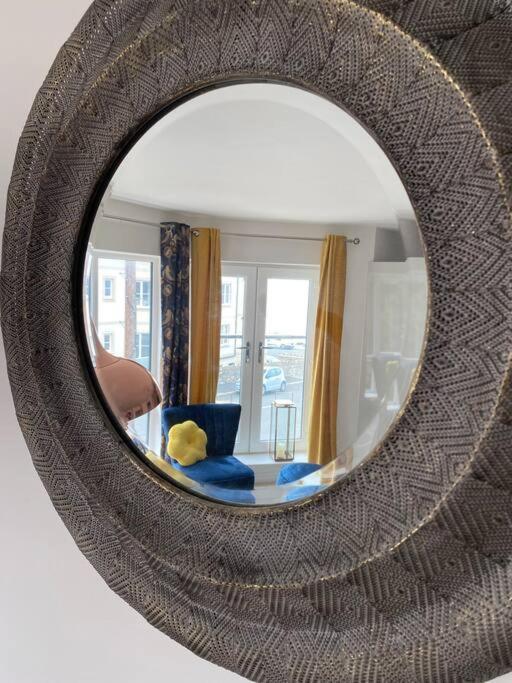 Luxury Modern 1Bed Sea View Apartment Рос-он-Си Экстерьер фото