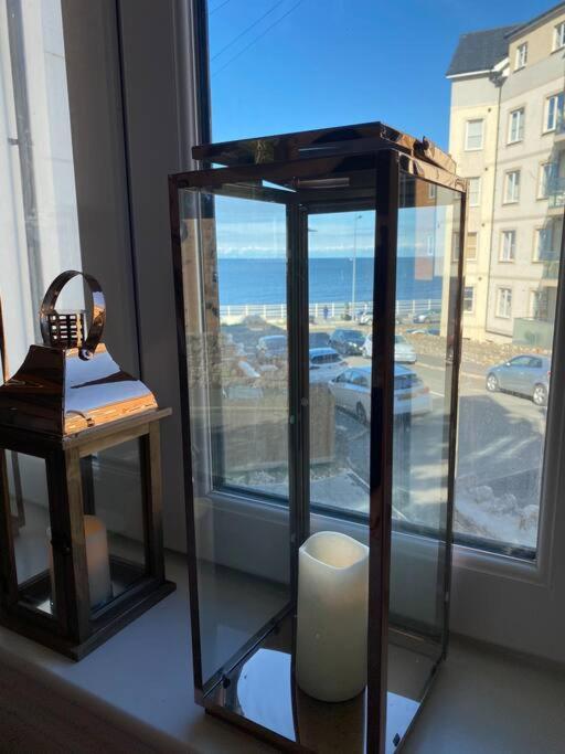Luxury Modern 1Bed Sea View Apartment Рос-он-Си Экстерьер фото