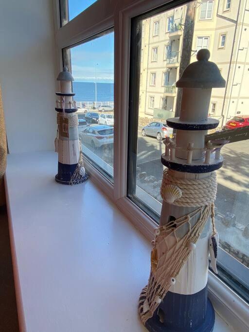 Luxury Modern 1Bed Sea View Apartment Рос-он-Си Экстерьер фото